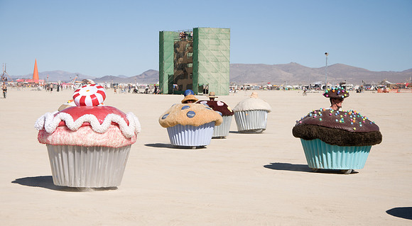 Cup Cake art cars